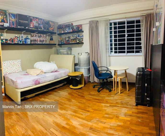 Hougang Avenue 8 thumbnail photo